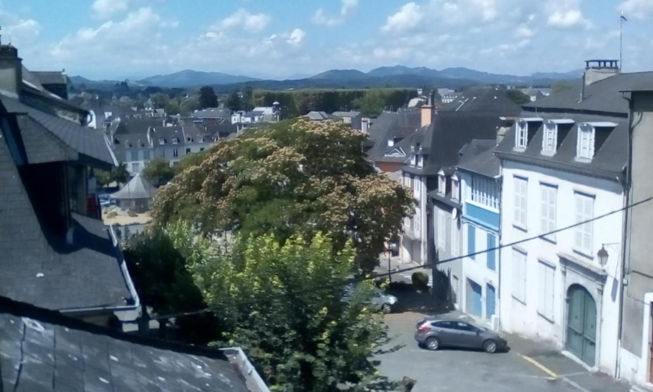 Chambres D'Hotes L'Oustal Oloron-Sainte-Marie Exterior photo