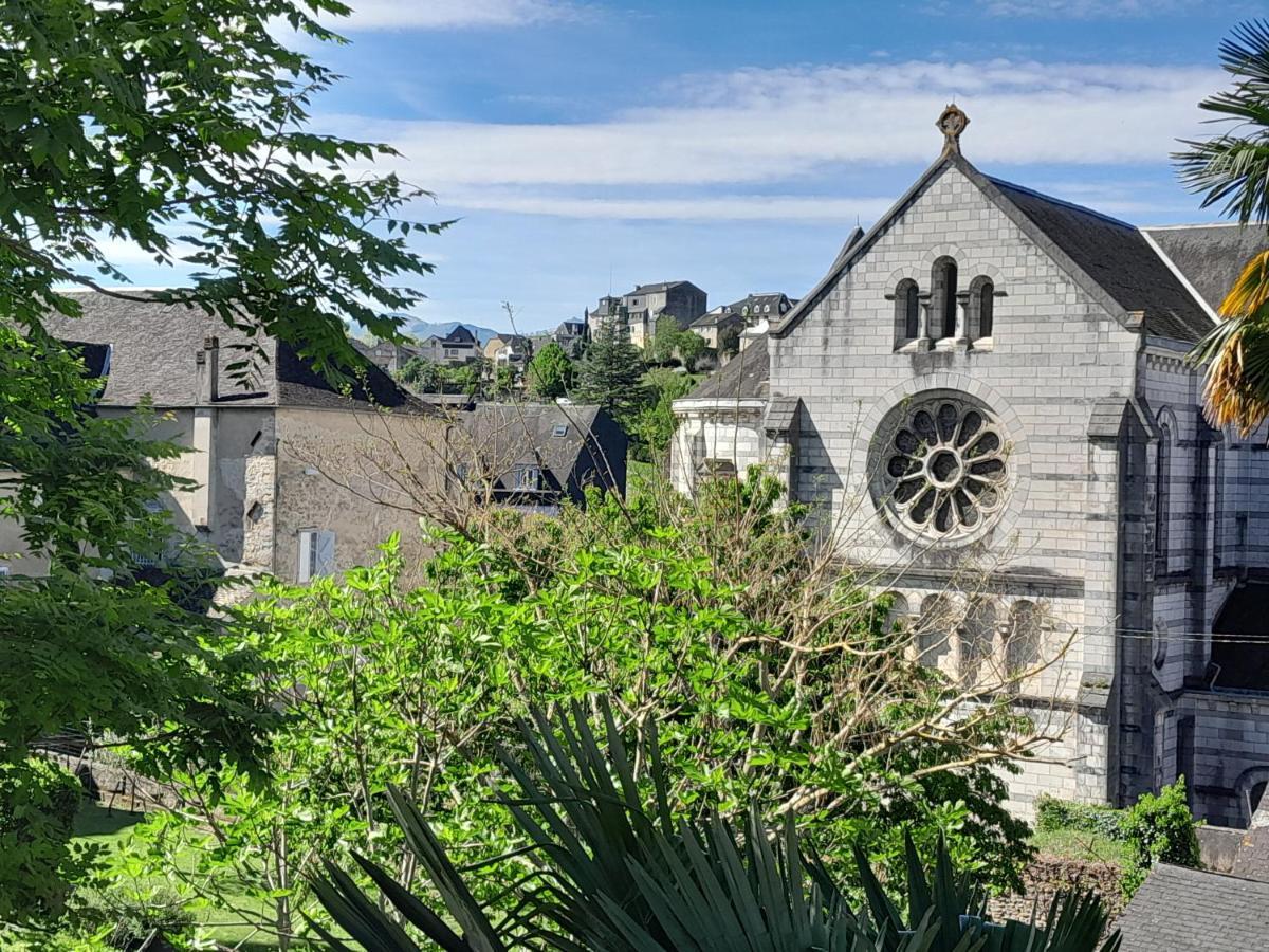 Chambres D'Hotes L'Oustal Oloron-Sainte-Marie Exterior photo